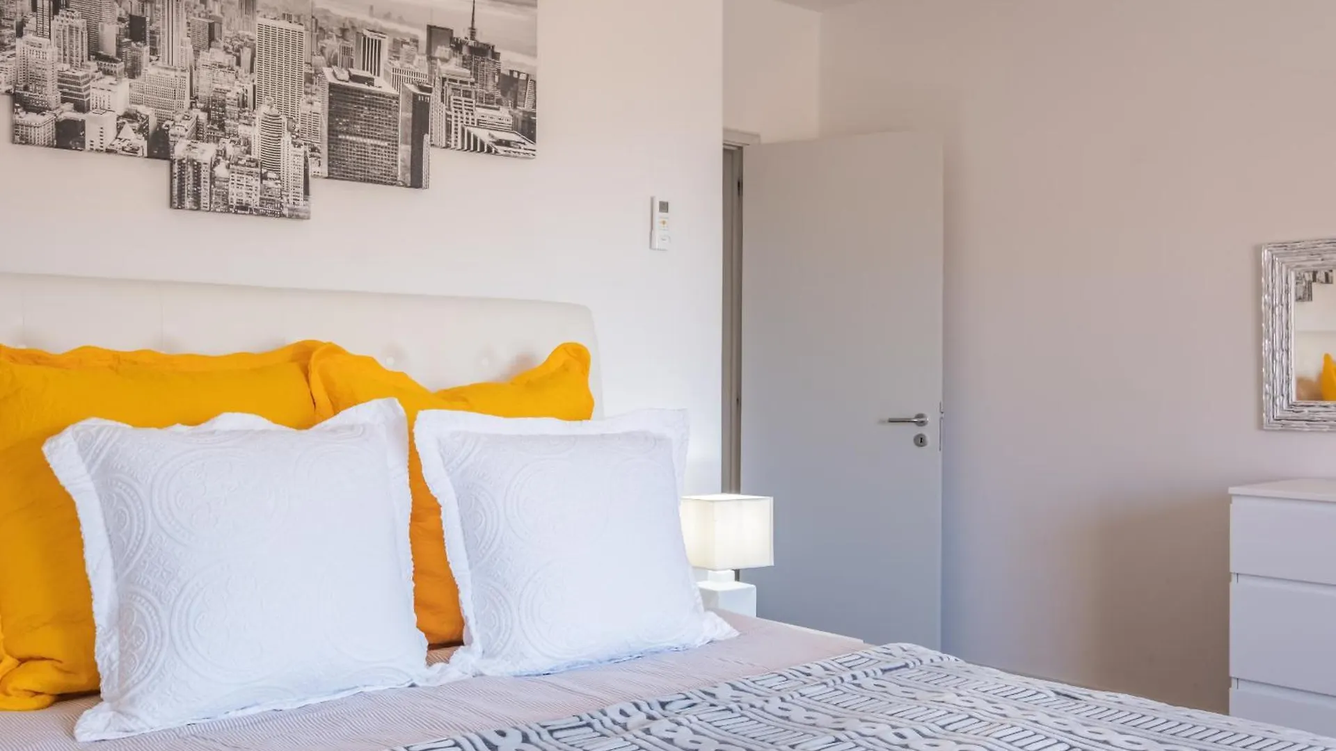 Apartamento Jasmineiro - By Wehost Funchal  Apartment