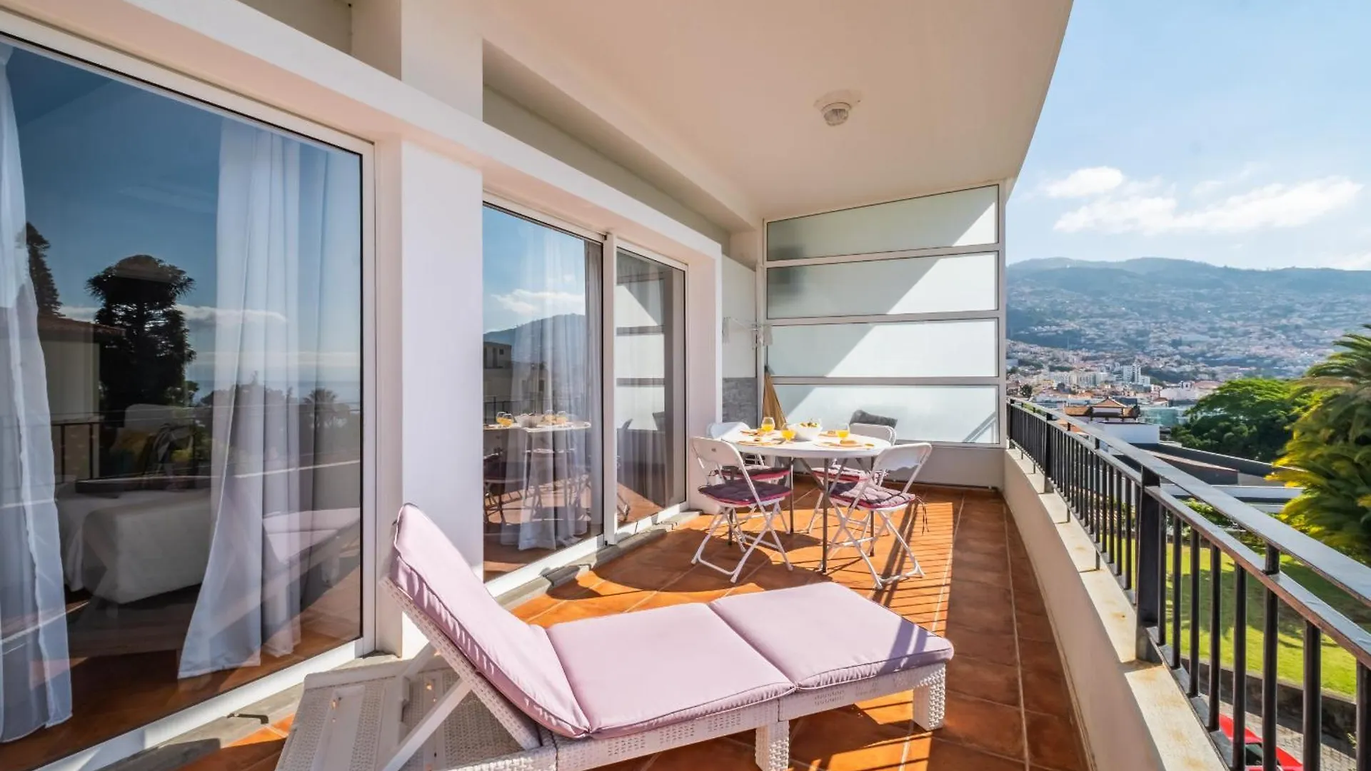 Apartamento Jasmineiro - By Wehost Funchal  0*, Funchal (Madeira) Portugal