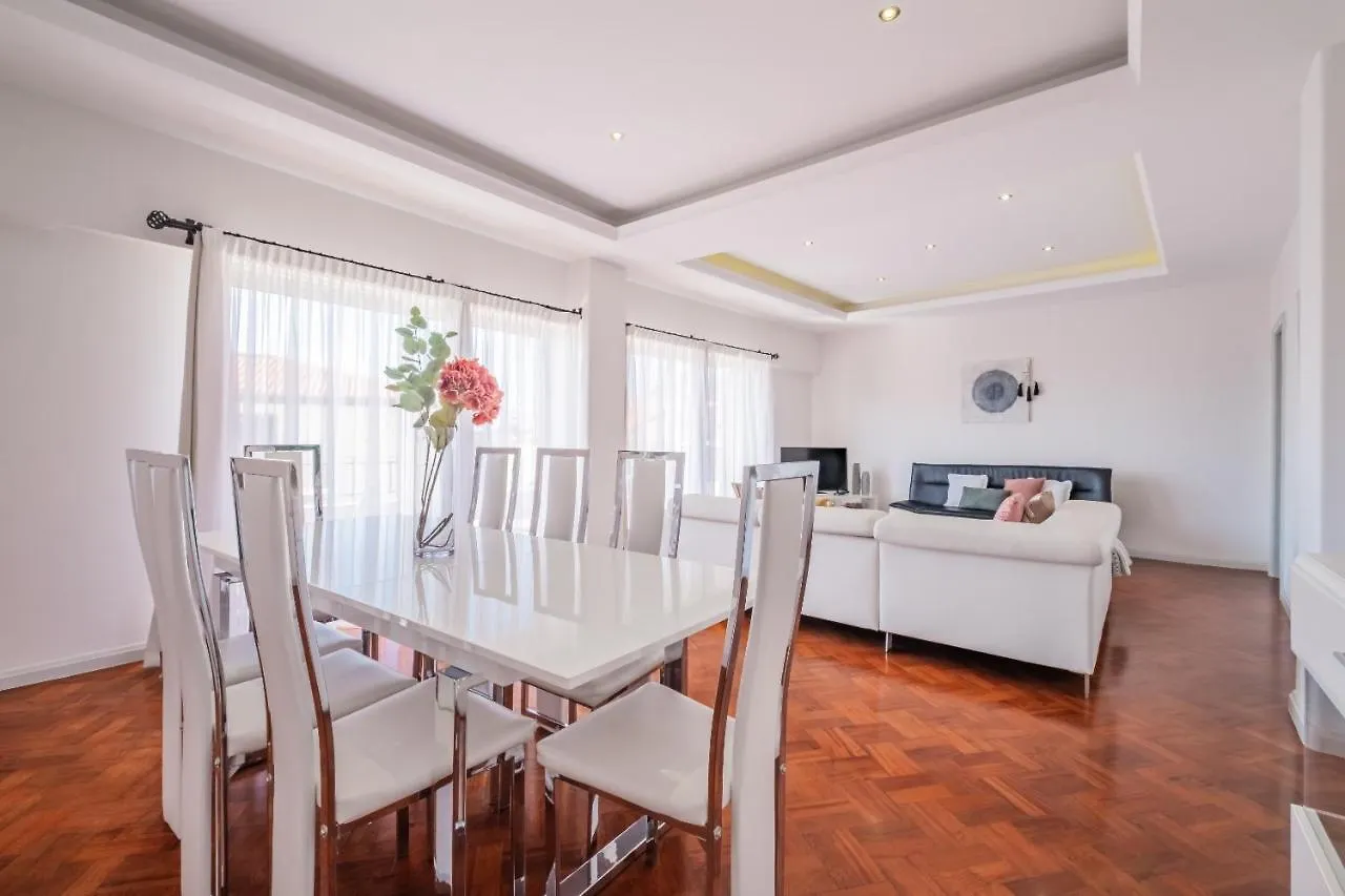Apartamento Jasmineiro - By Wehost Funchal  Portugal